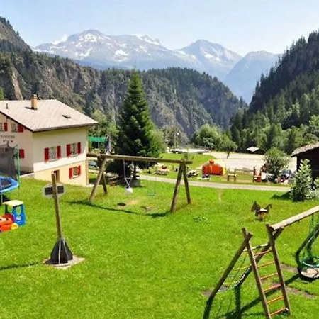 Massa Herberg 3*